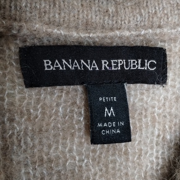 BANANA REPUBLIC Relaxed Balloon-Sleeve Sweater Tan Women's size Medium Petite - Picture 3 of 5